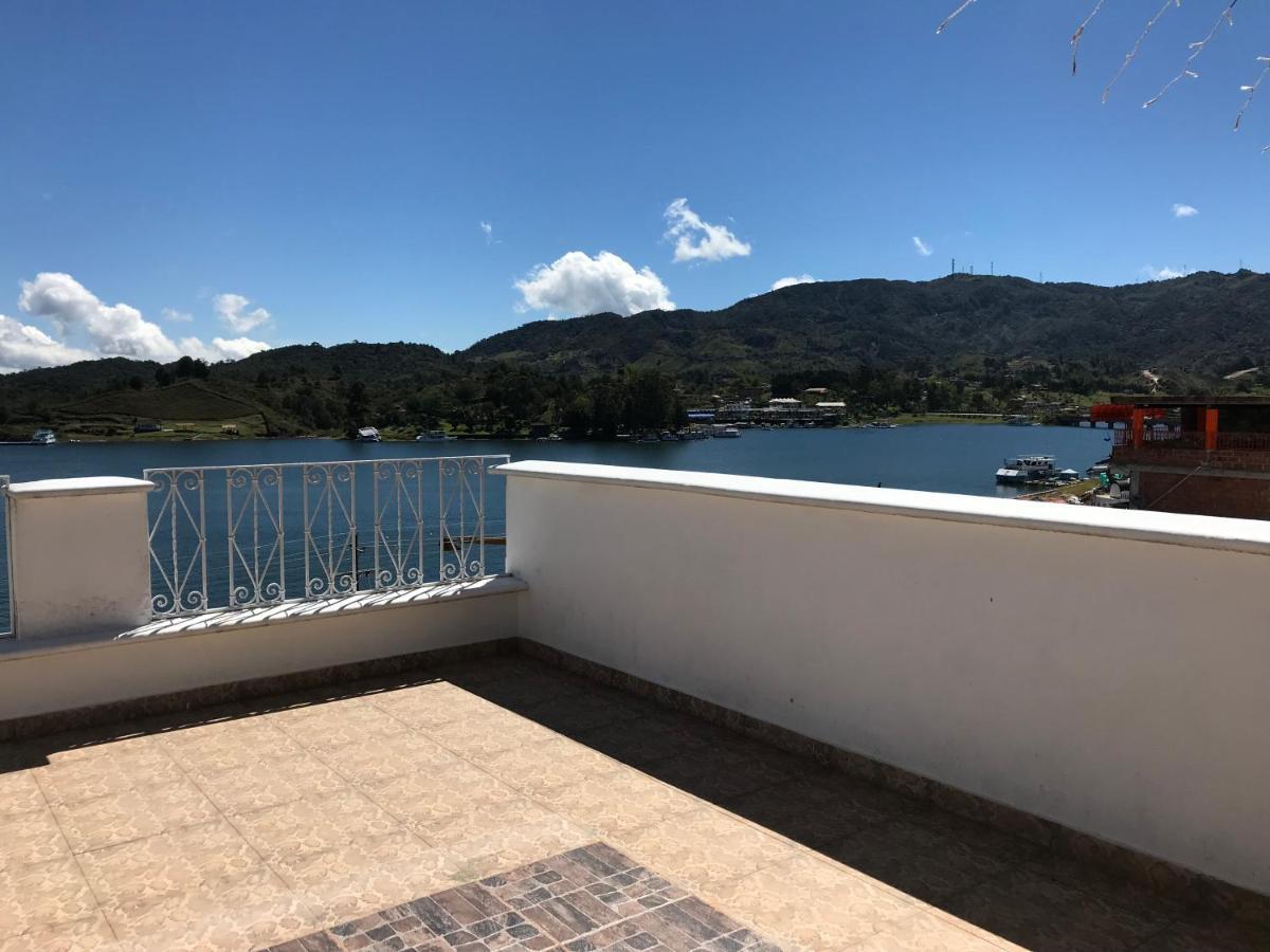 Hotel Bahia Guatapé Dış mekan fotoğraf