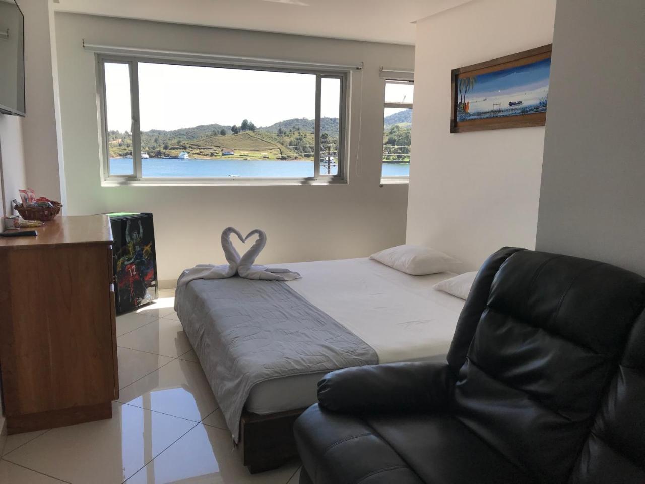 Hotel Bahia Guatapé Dış mekan fotoğraf